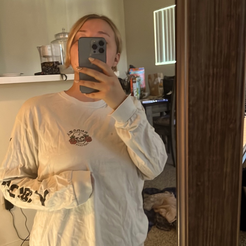 Cute streetwear long sleeve shirt-Medium- good condition